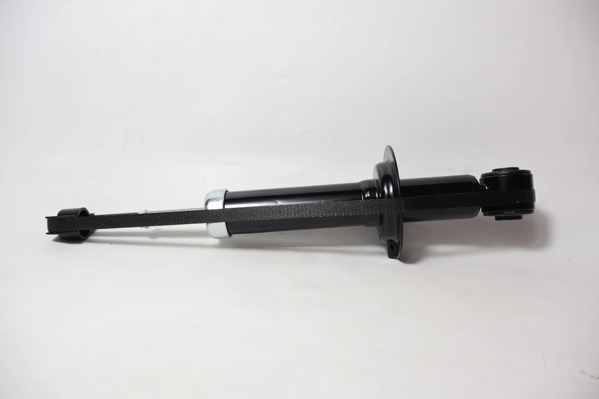 Peredam Kejut Luminaire LANCER 2004 1800CC foto 2