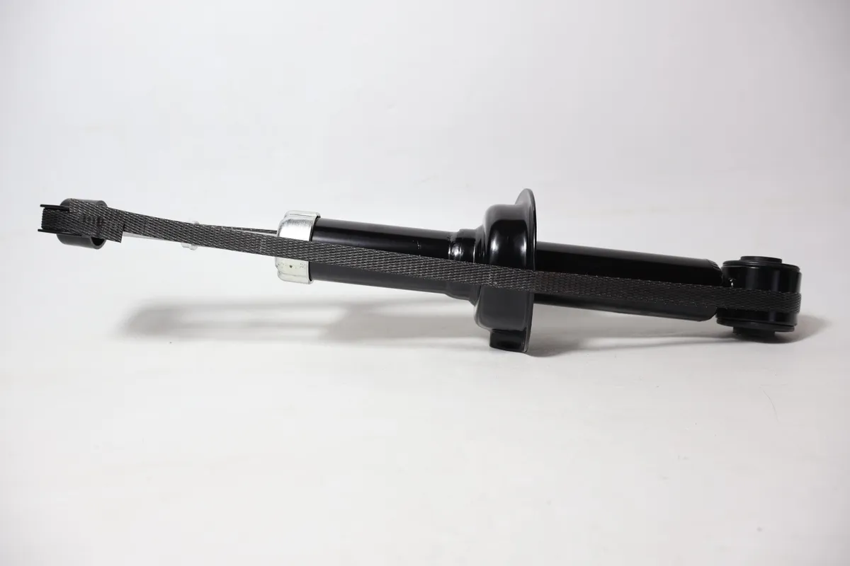 Peredam Kejut Luminaire OUTLANDER 2012 foto 2