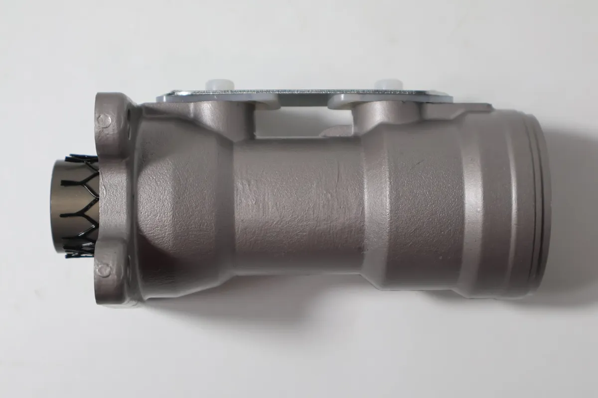Brake Master Assy Yuzaka NKR 66/NKR 71 foto 2