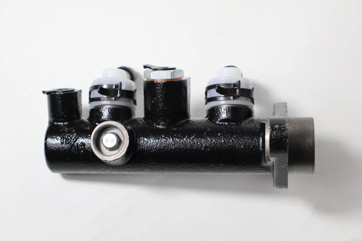 Brake Master Assy Yuzaka L300 (81-ON) foto 2