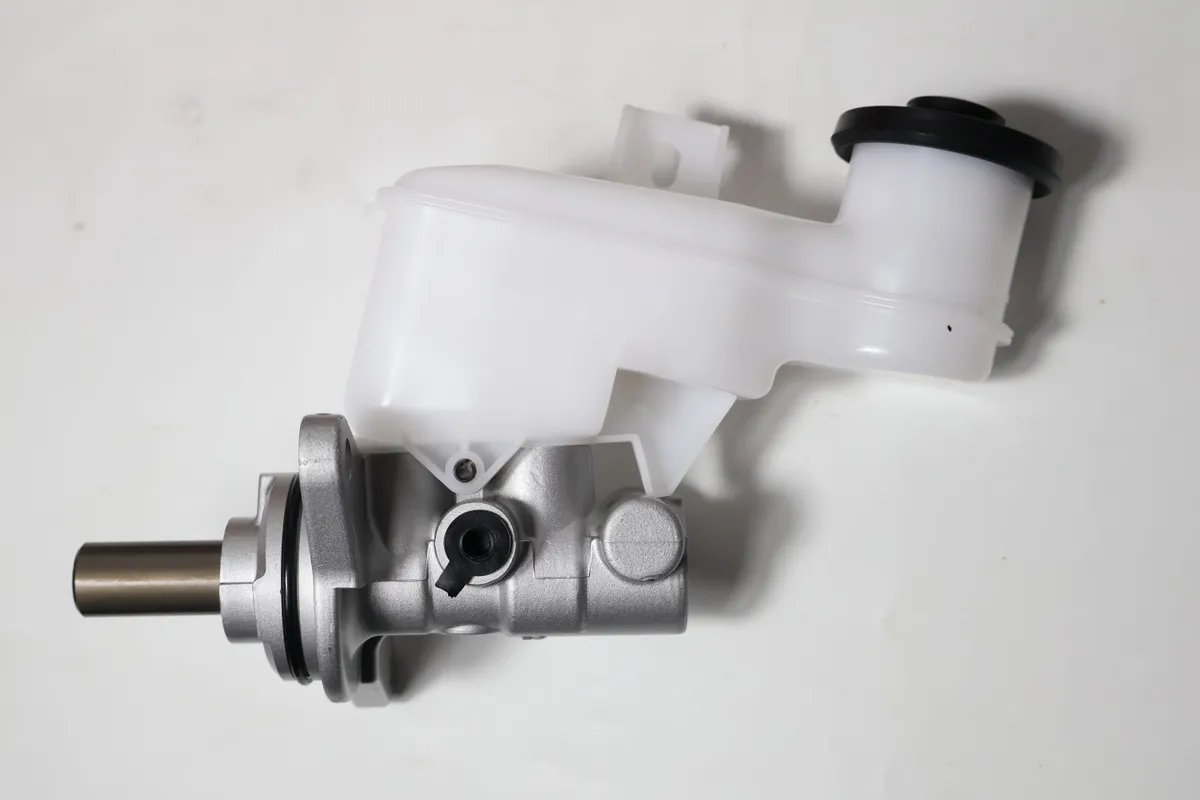 Brake Master Assy Yuzaka AGYA / AYLA (13-ON) foto 2