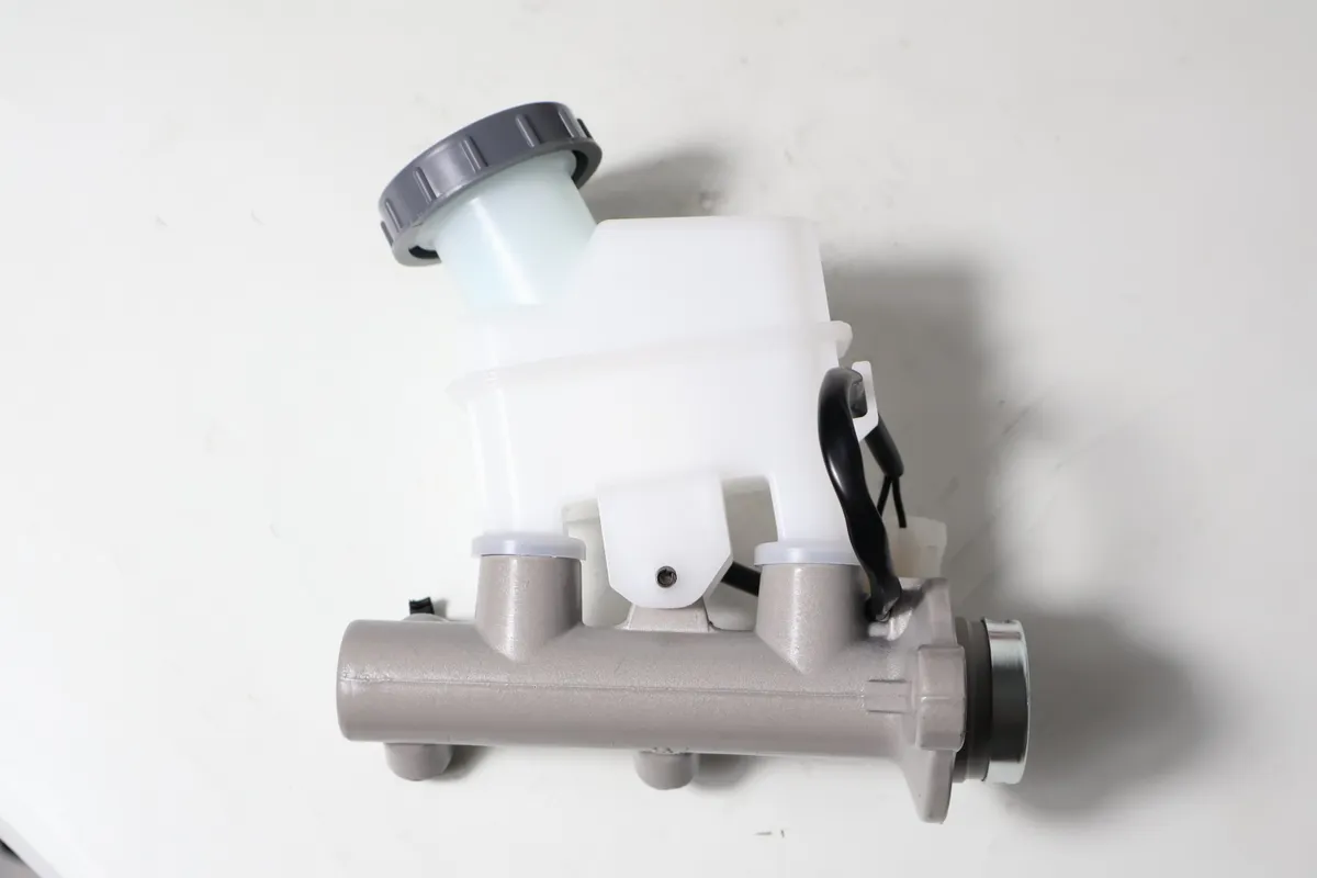 Brake Master Assy Yuzaka KARIMUN 99-06 foto 2