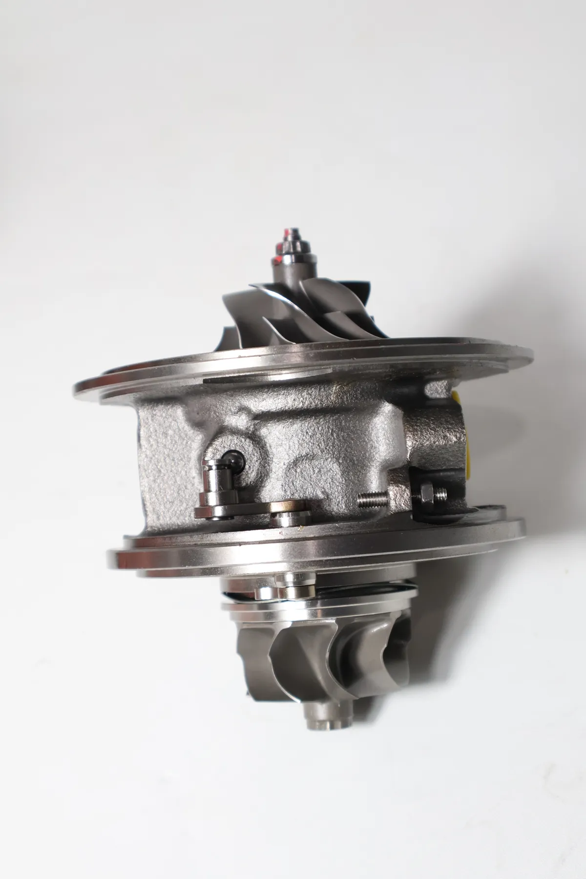 Turbo Catridge Yuzaka HILUX 2500CC/FORTUNER VNT foto 3