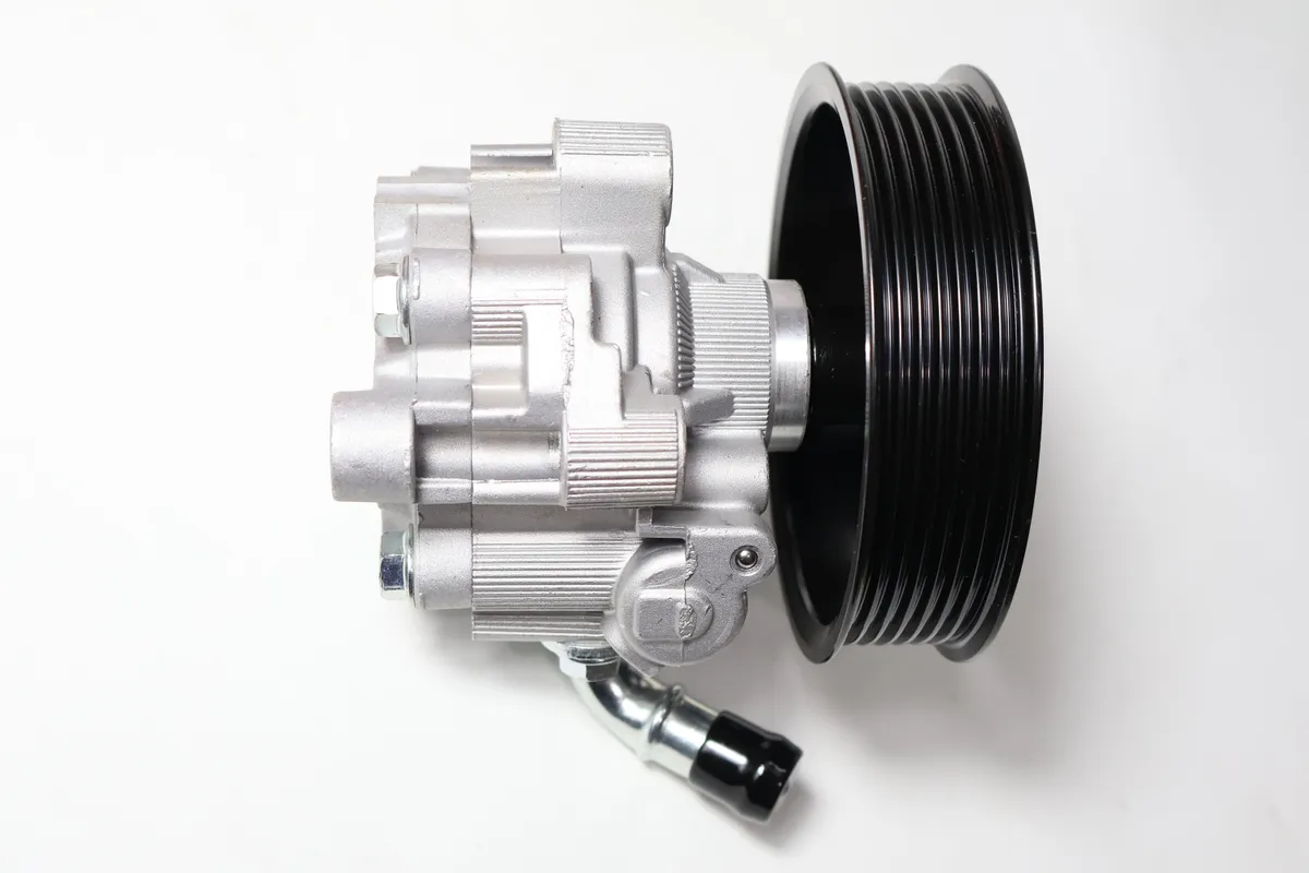 Pompa Power Steering Yuzaka INNOVA REBORN/HILUX REVO foto 2